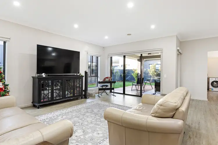 Fifth view of Homely house listing, 32 Shortridge Drive, Lucas VIC 3350