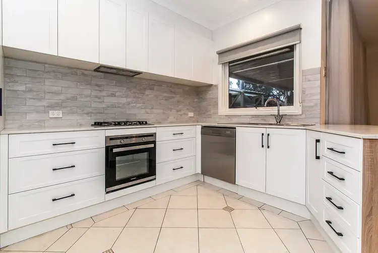 1/2 Bullen Street, Doncaster East VIC 3109