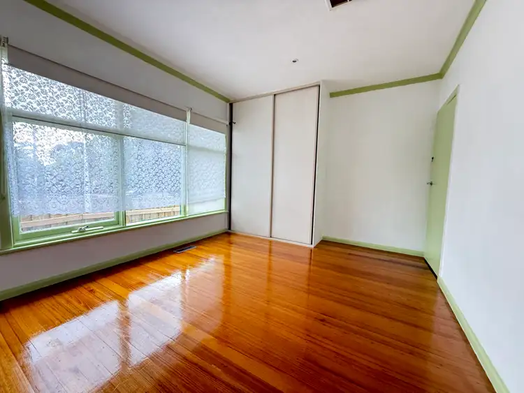 Fifth view of Homely unit listing, 1/166 Blackburn Road, Glen Waverley VIC 3150