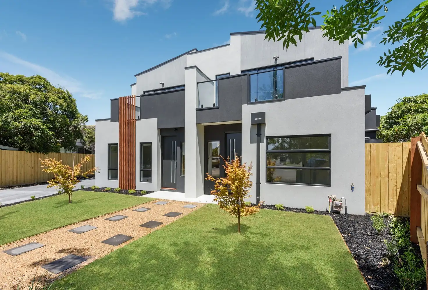 Main view of Homely townhouse listing, 2/8 Hibiscus Court, Heidelberg West VIC 3081