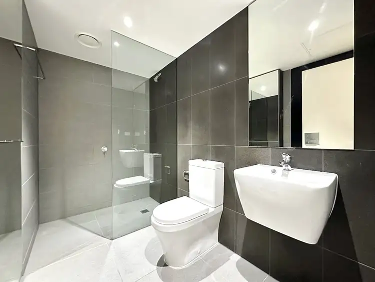 Fourth view of Homely apartment listing, 603/55 Jeffcott Street, West Melbourne VIC 3003