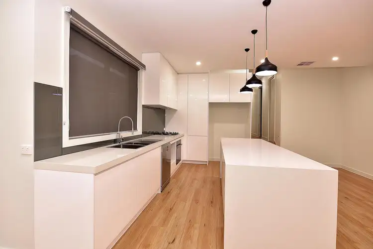 8A Beacon Street, Vermont South VIC 3133