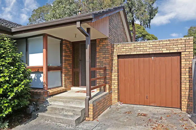 10 Beddoe Avenue