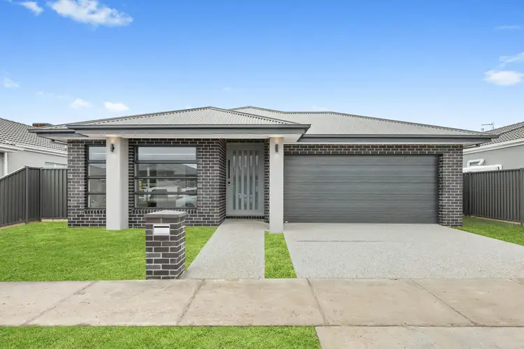 10 Zircon Street, Alfredton VIC 3350