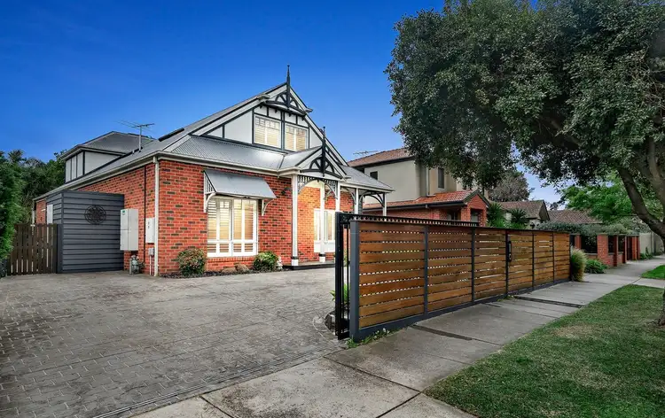11 Lucas Street, Caulfield South VIC 3162