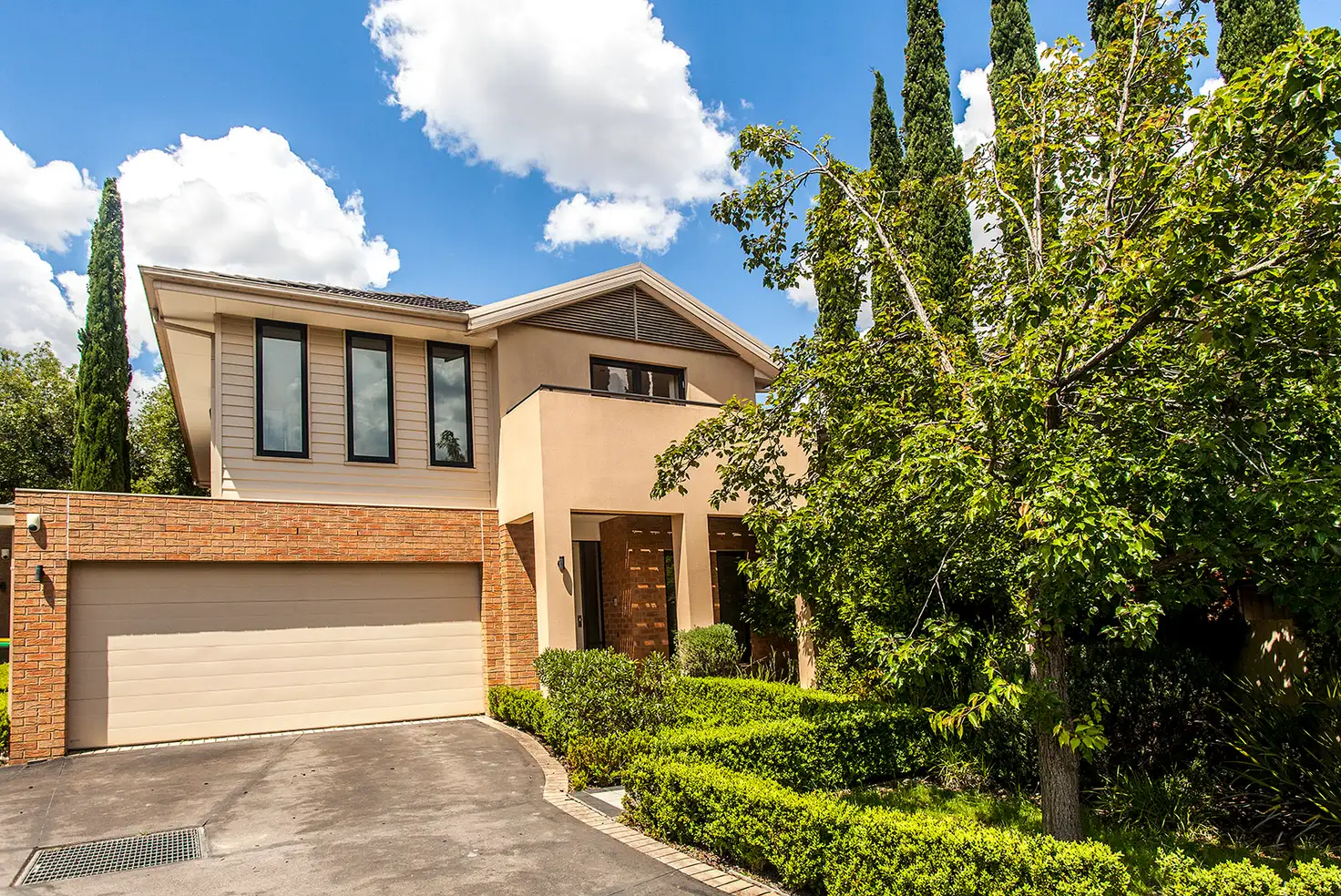 Main view of Homely townhouse listing, 3/5 Altona Court, Doncaster East VIC 3109
