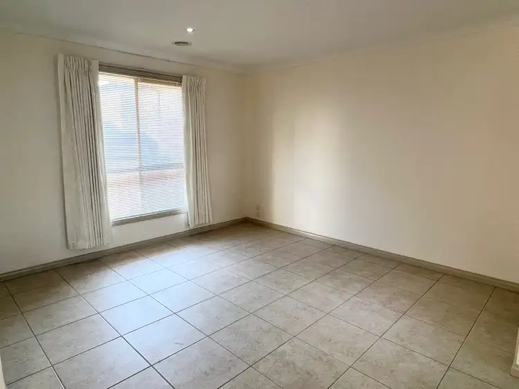 Fifth view of Homely townhouse listing, 2/5 Edna Street, Mount Waverley VIC 3149