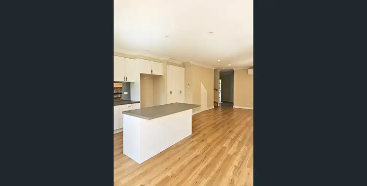 Third view of Homely house listing, 2/39 Heywood Street, Ringwood VIC 3134