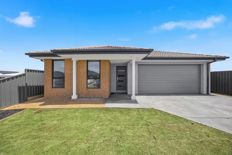 4 Halligan Street, Lucas VIC 3350