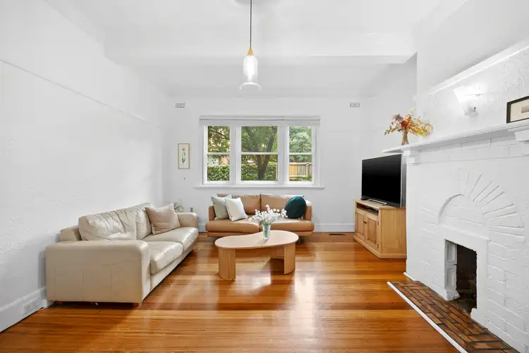 2/18 Westbury Street, St Kilda East VIC 3183