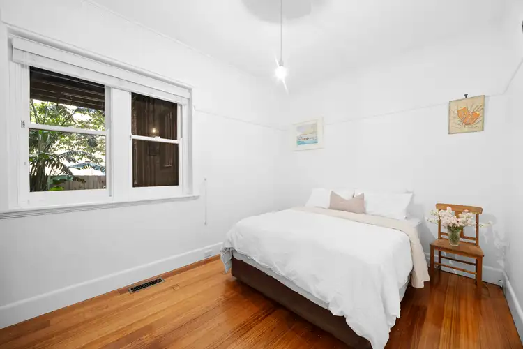 Fifth view of Homely apartment listing, 2/18 Westbury Street, St Kilda East VIC 3183