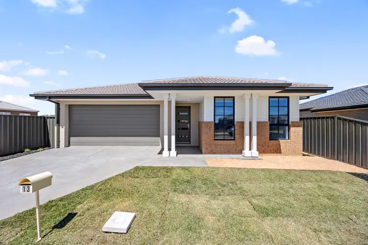 13 Halligan Street, Lucas VIC 3350
