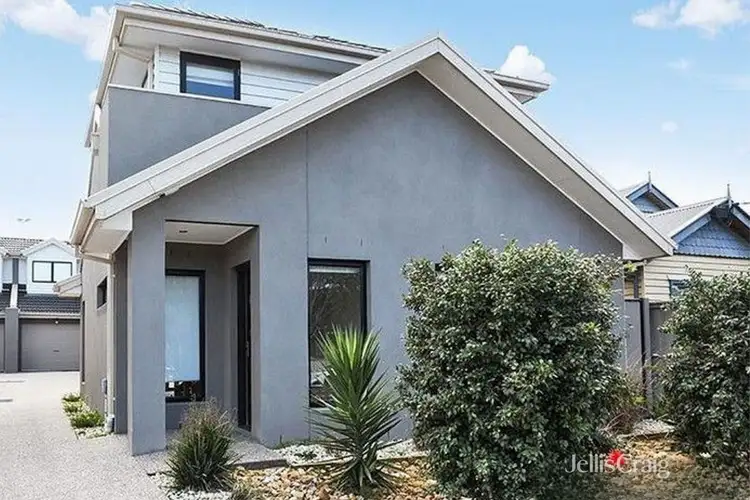 2/150 Woods Street, Newport VIC 3015