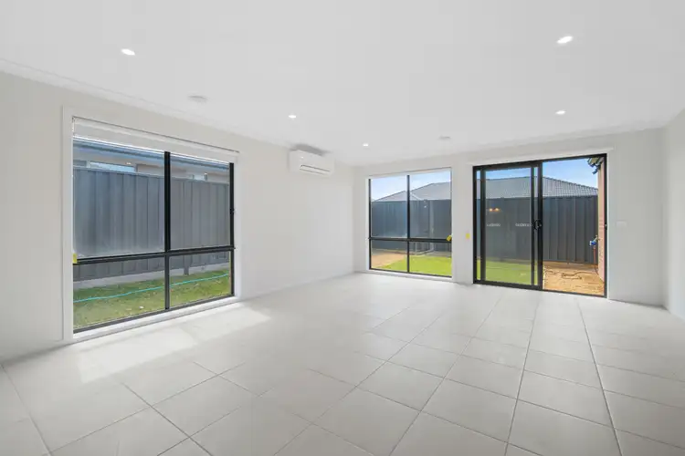 Fourth view of Homely house listing, 3 Goddard Street, Lucas VIC 3350