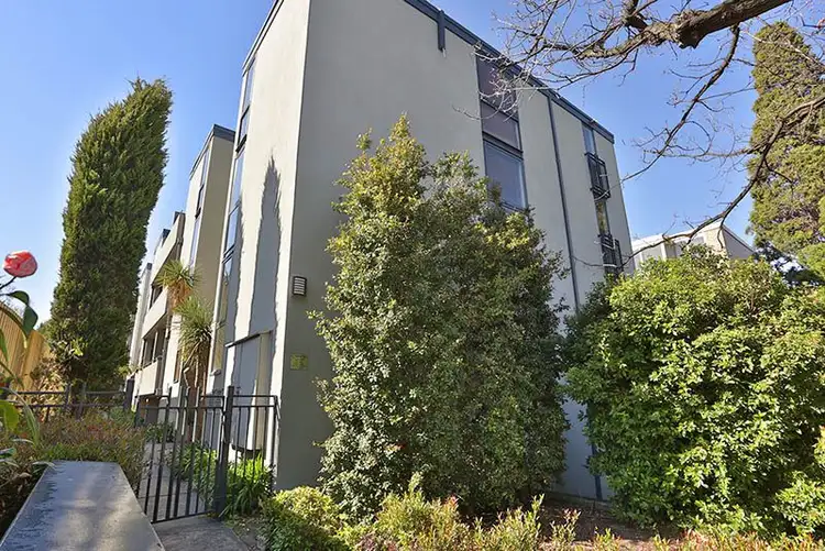 6/18 Kensington Road, South Yarra VIC 3141