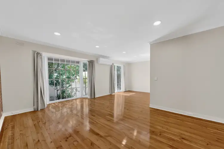 2/20 Clonaig Street, Brighton East VIC 3187