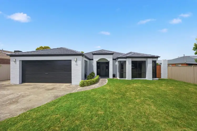 10 Burr Street, Miners Rest VIC 3352