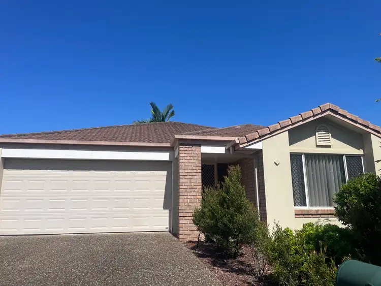 27 Poinciana Street, Wynnum West QLD 4178