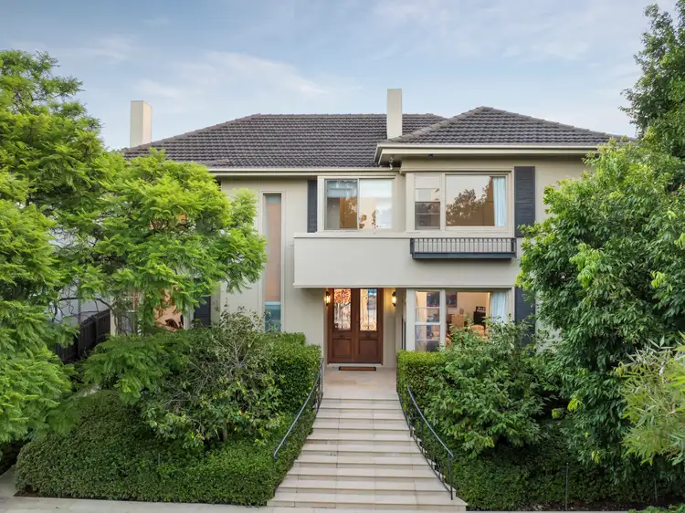 3 Scotsburn Grove, Toorak VIC 3142
