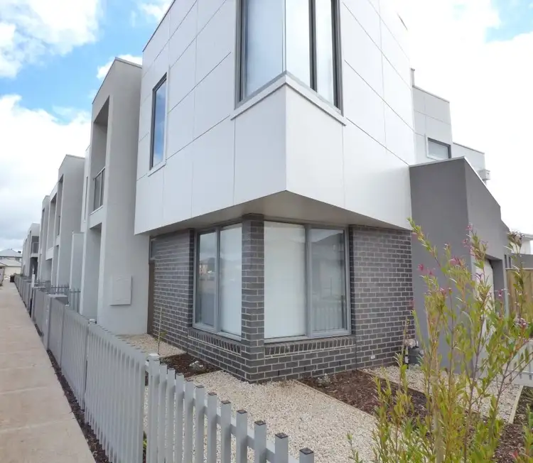 29 Grantham Walk, Williams Landing VIC 3027