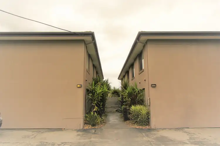 6/6 Olinda Grove, Oakleigh South VIC 3167