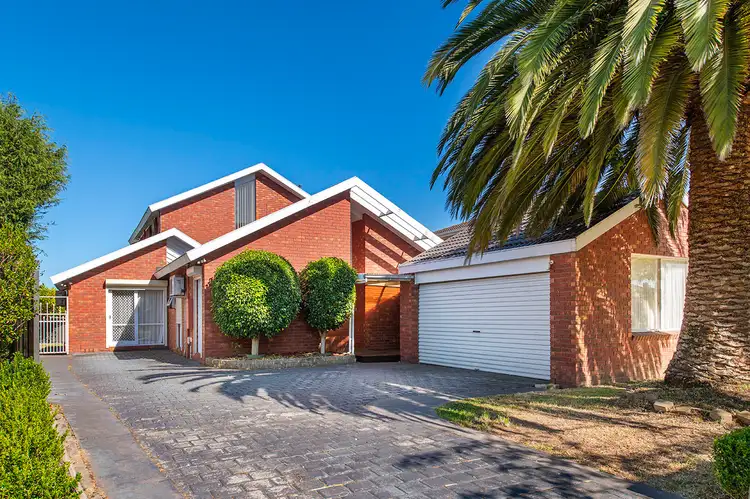 8 Talwood Ct, Burwood East VIC 3151