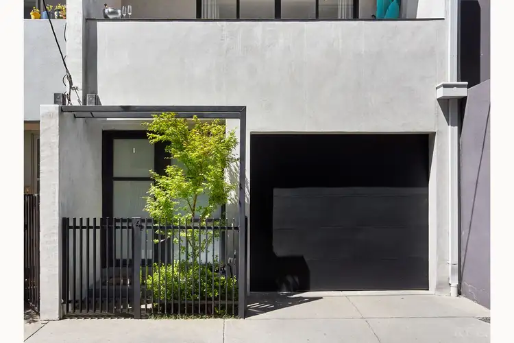 4 Little Kent Street