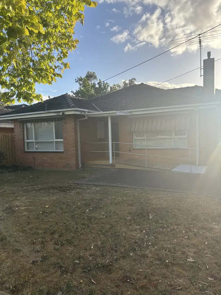 3 Abercromby Road