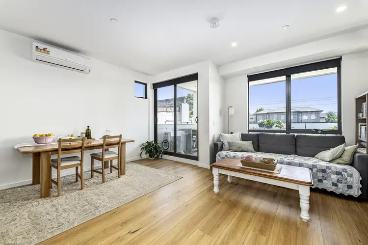 112-124 Middleborough Road