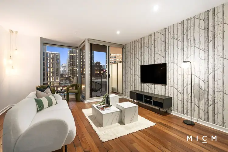 907/31 Spring Street