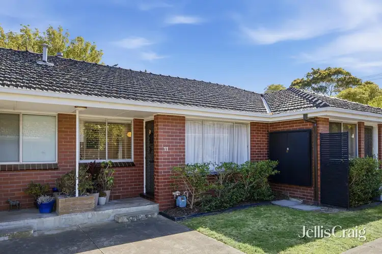 1 Coles Court