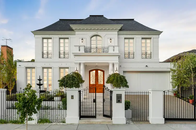 27 Hood Street