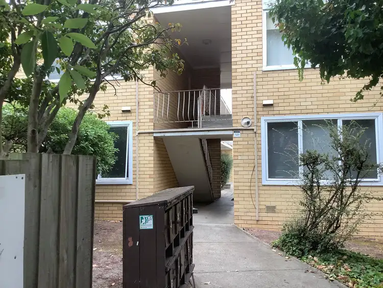 37 Weeroona Road