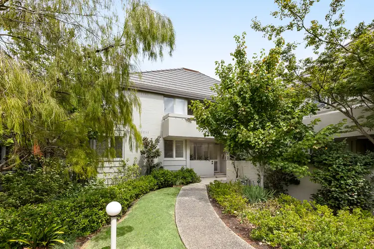 48 Lansell Road