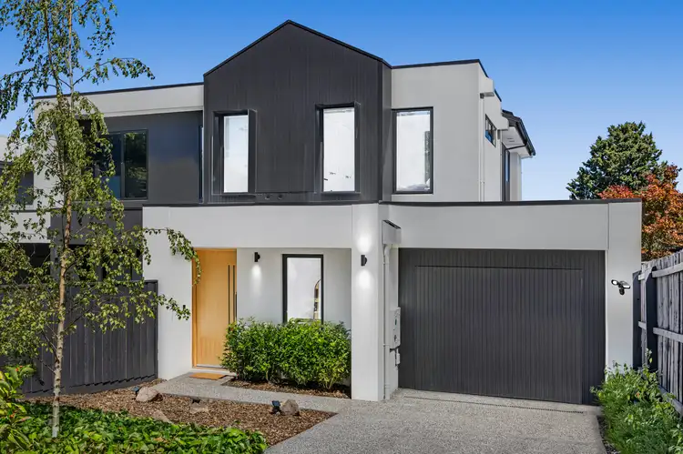 4 Crete Avenue