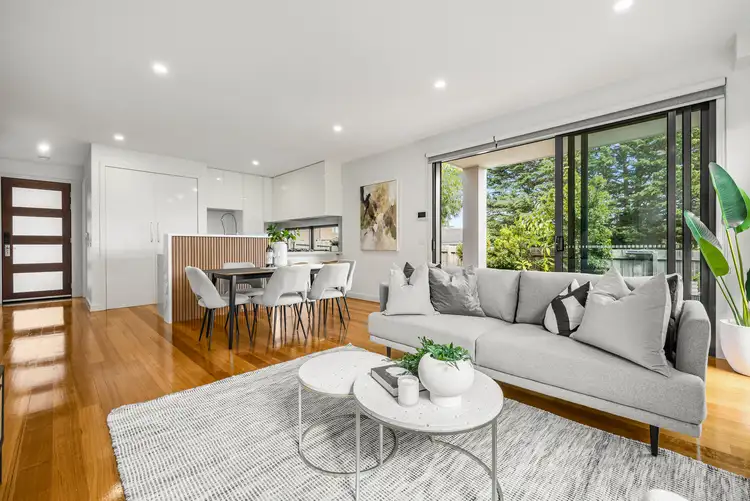 2 Yangoora Court