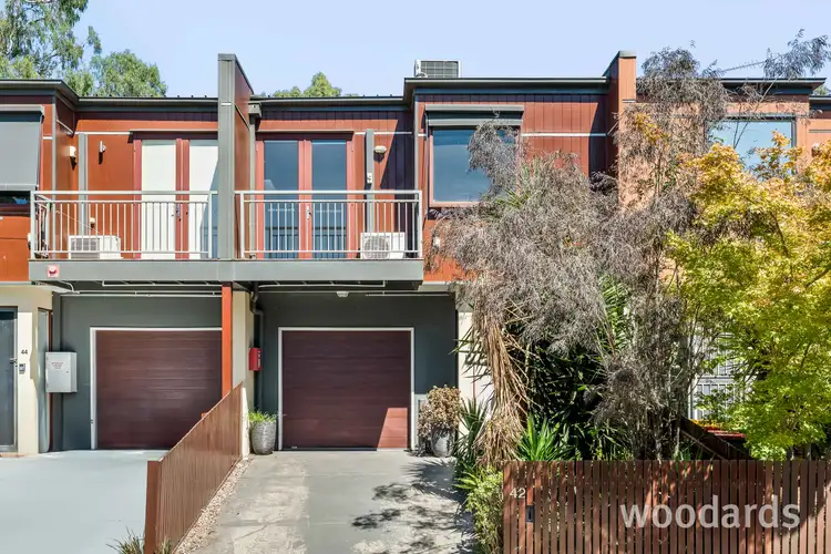 42 Rivergum Close