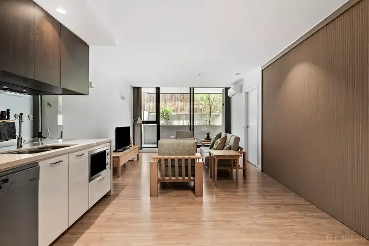 8 Hepburn Road