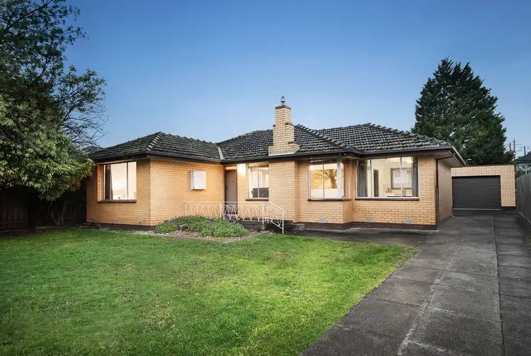 42 Lebanon Crescent