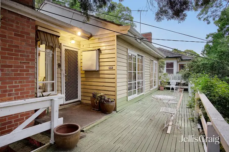 208 Rattray Road