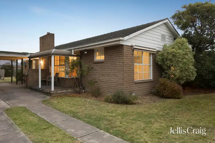 12 Walsh Avenue