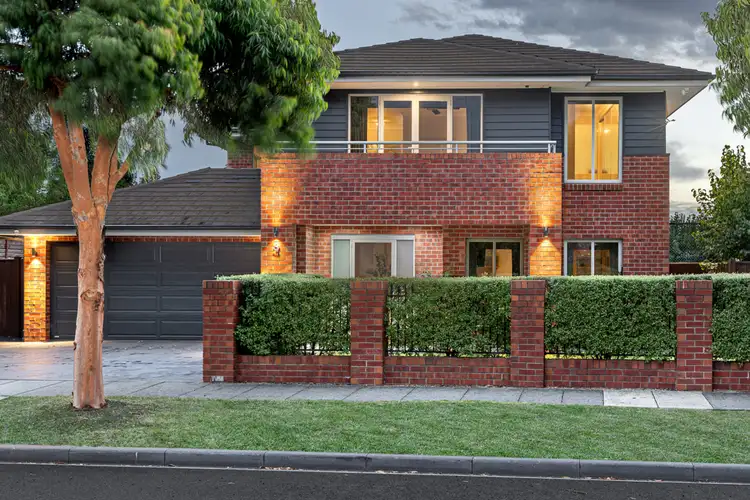 3 Greenedge Drive