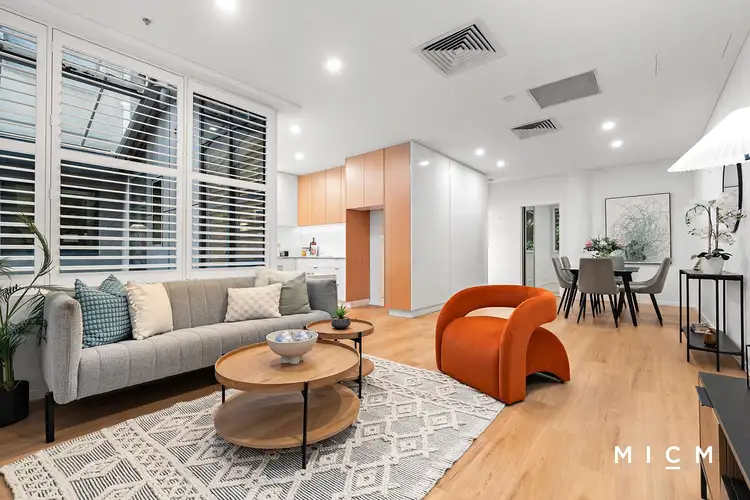 4/114 Hardware Street