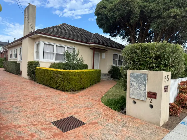 35 Seaview Crescent