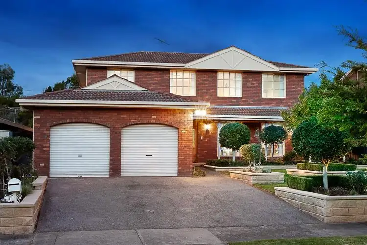 3 Orama Court
