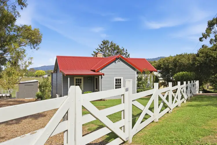 24 Oliver Street