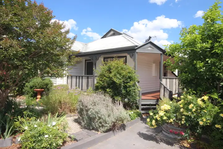 38A Heath Avenue