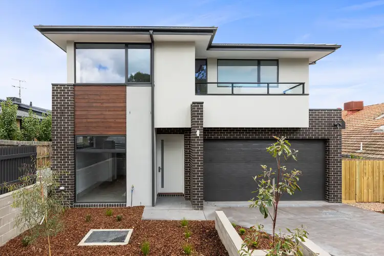 15 Ferndell Crescent