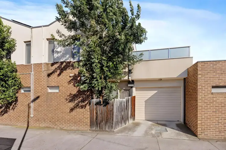 2 Windsor Street