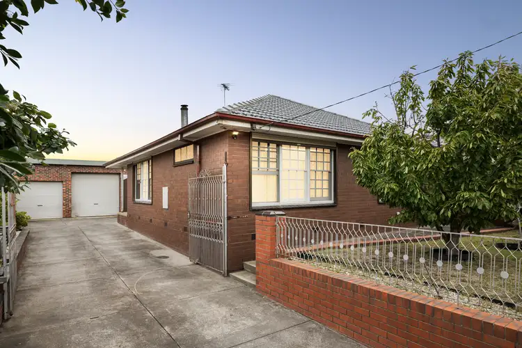 75 Carinish Road
